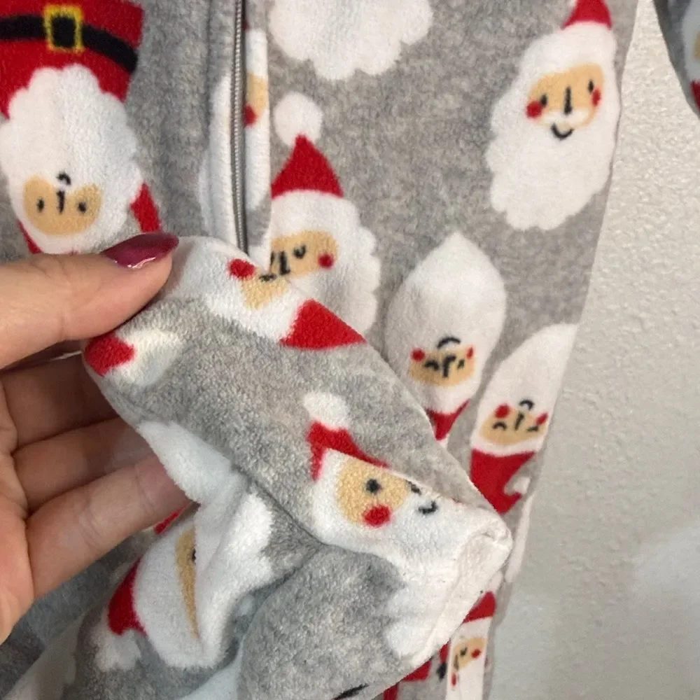 Christmas-Santa Print and present- Baby Onesie - 6months